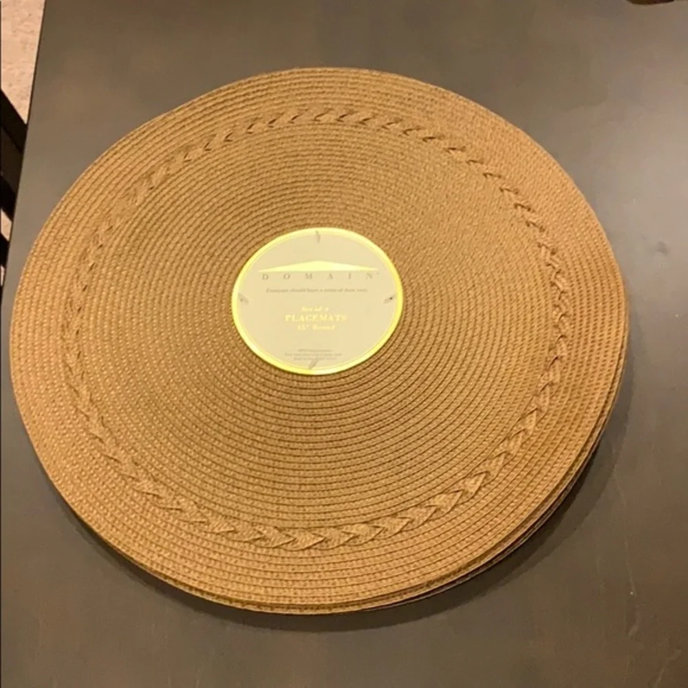 New! Domain set of 4 woven tan round placemats